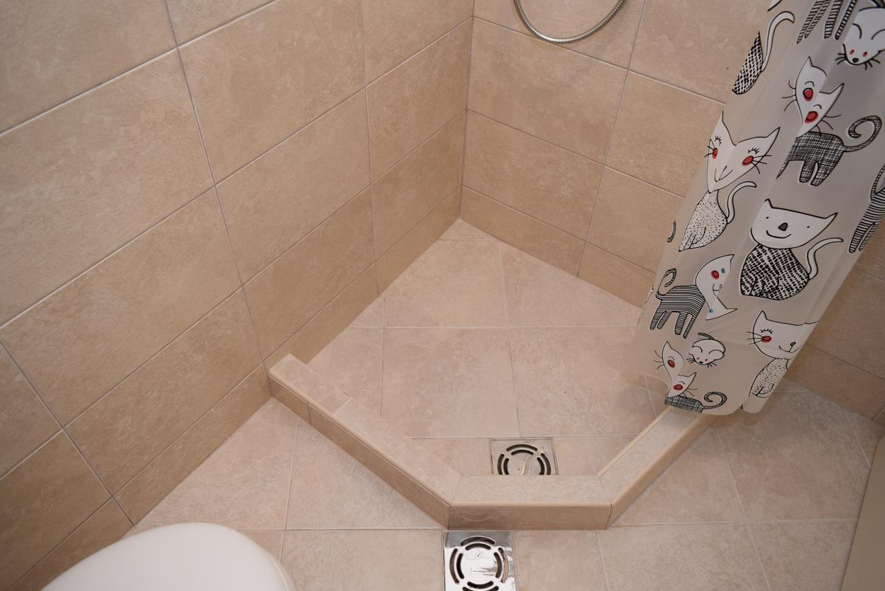 Apartment Monika Kotor Luaran gambar